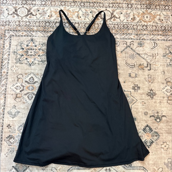 NWOT Ewedoos Black Athletic Exercise Dress w Built-in Shorts & Pockets Size S - Picture 2 of 4